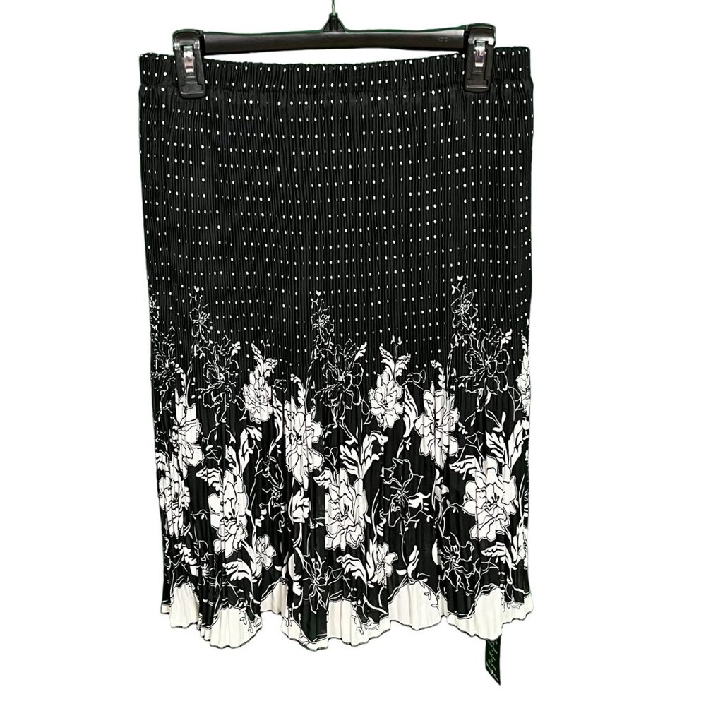 Mini Pleats Magic Scarf Black and White Polka Dot and Floral Skirt Oneโ Size NWT